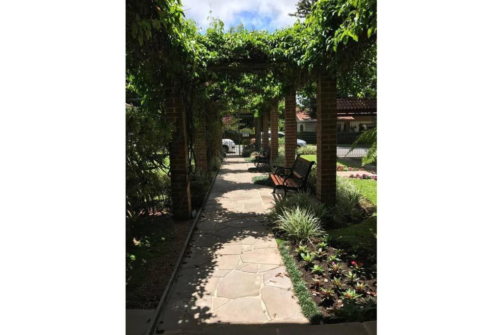 Apartamento Mrg - Lindo 1D - Proximo Ao Centro De Gramado Exterior foto